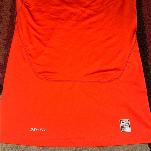 Nike Pro‎ Combat Core Compression Shirt - Picture 6 of 9